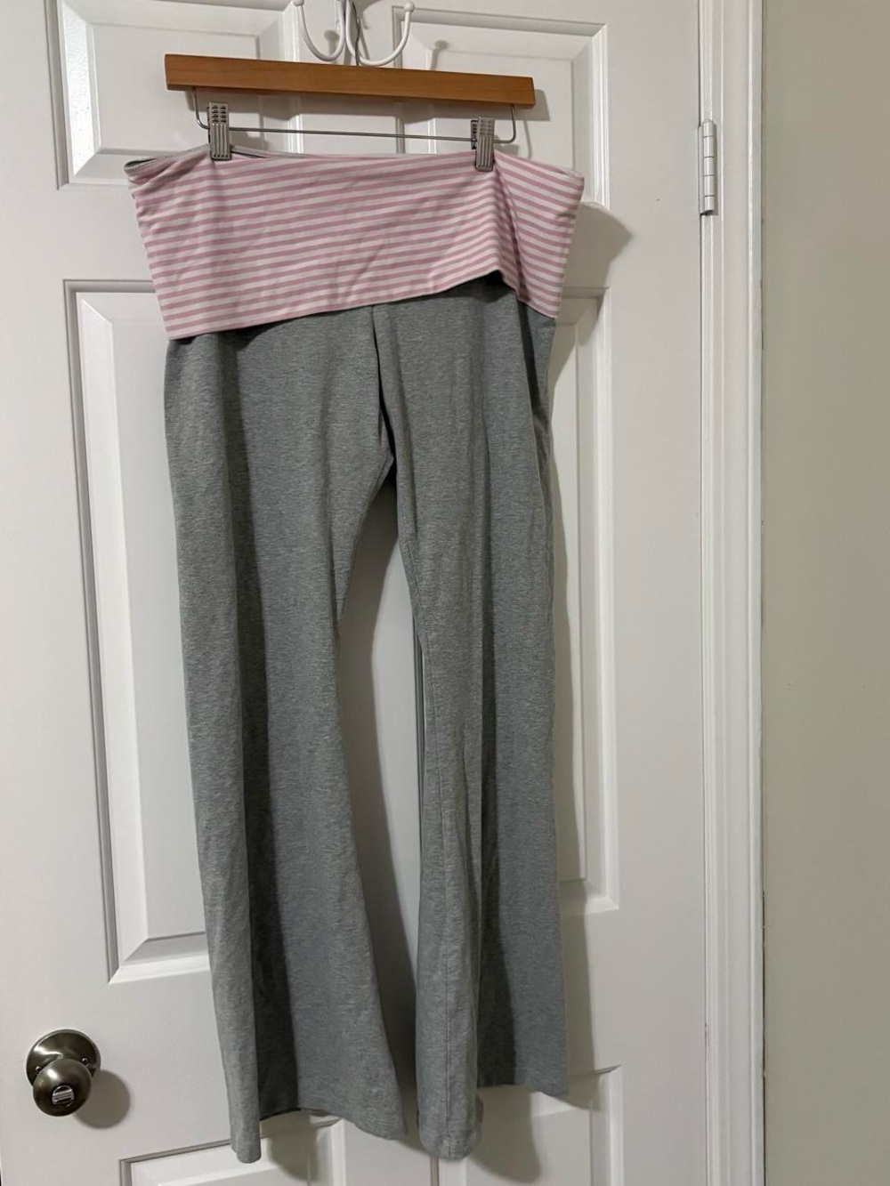 PINK Victoria's Secret originals grey pink and white stripe fold over yoga pants - Picture 4 of 6